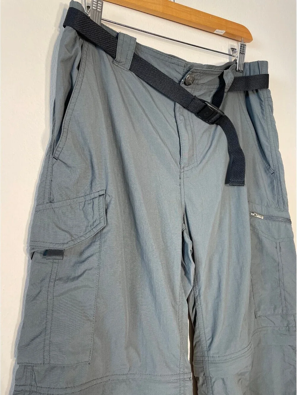 COLUMBIA OMNI-SHADE ZIPOFF CONVERTIBLE PANTS Y2K Gorpcore 32